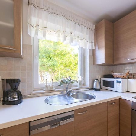 Apartmani Lenka Ugljan Room photo