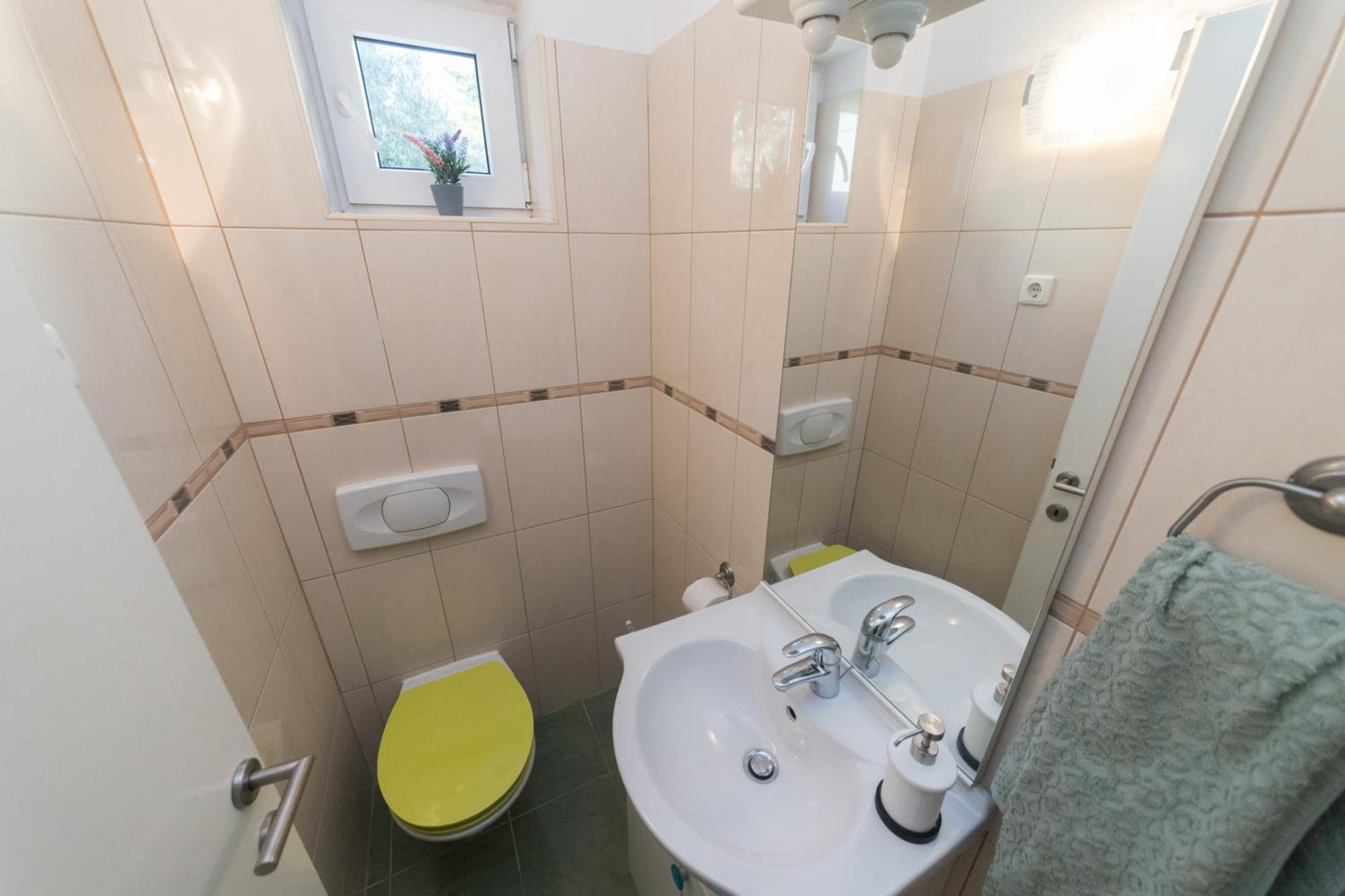 Apartmani Lenka Ugljan Room photo